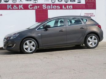 VAUXHALL ASTRA 1.6 16v SRi Hatchback 5dr Petrol Auto Euro 5 (115 ps)
