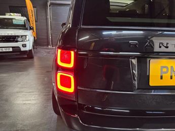 LAND ROVER RANGE ROVER 3.0 TD V6 Vogue SUV 5dr Diesel Auto 4WD Euro 6 (s/s) (258 ps)