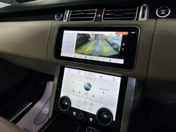 LAND ROVER RANGE ROVER 3.0 TD V6 Vogue SUV 5dr Diesel Auto 4WD Euro 6 (s/s) (258 ps)