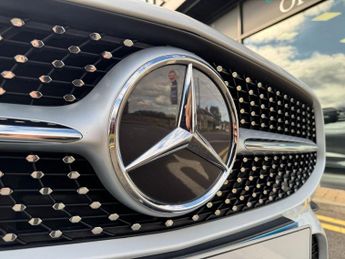 MERCEDES-BENZ CLA 2.0 CLA220d AMG Line (Premium Plus 2) Coupe 4dr Diesel 8G-DCT Eu