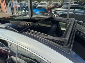 MERCEDES-BENZ CLA 2.0 CLA220d AMG Line (Premium Plus 2) Coupe 4dr Diesel 8G-DCT Eu