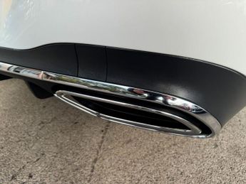 MERCEDES-BENZ CLA 2.0 CLA220d AMG Line (Premium Plus 2) Coupe 4dr Diesel 8G-DCT Eu