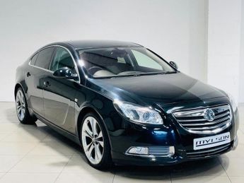 VAUXHALL INSIGNIA 2 2.0T SRi Nav Hatchback 5dr Petrol Manual Euro 5 (220 ps) 5d 21