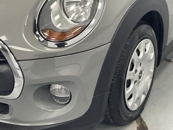 MINI HATCH 1.2 One Hatchback 5dr Petrol Auto Euro 6 (s/s) (102 ps) - AA INS