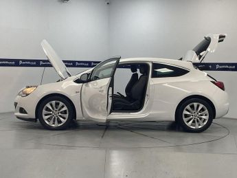 VAUXHALL ASTRA GTC 1.4i Turbo SRi Coupe 3dr Petrol Manual Euro 6 (s/s) (120 ps) - A