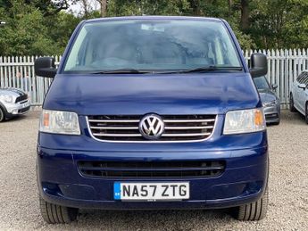 VOLKSWAGEN TRANSPORTER SHUTTLE 2.5 TDI T30 SE Auto L3 H1 4dr