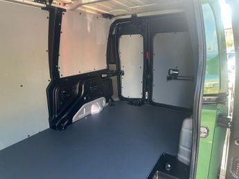 LEVC VN5 31kWh City Panel Van 5dr Petrol Plug-in Hybrid Auto Euro 6 (Rang