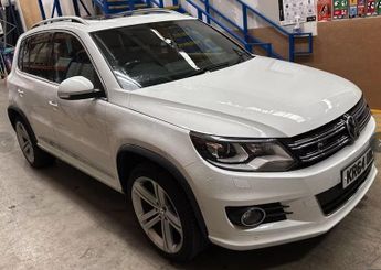 Volkswagen Tiguan 2.0 TDI BlueMotion Tech R-Line SUV 5dr Diesel Manual 4WD Euro 5 