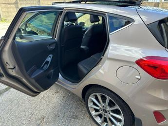 FORD FIESTA 1.0T EcoBoost Vignale Hatchback 5dr Petrol Auto Euro 6 (s/s) (10