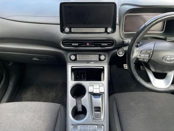 HYUNDAI KONA 64kWh Premium SUV 5dr Electric Auto (10.5kW Charger) (204 ps)