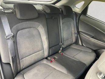 HYUNDAI KONA 64kWh Premium SUV 5dr Electric Auto (10.5kW Charger) (204 ps)