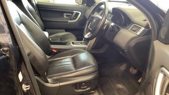 LAND ROVER DISCOVERY SPORT 2.0 TD4 HSE BLACK 5d 180 BHP