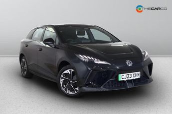 MG MG4 64kWh SE Long Range Auto 5dr