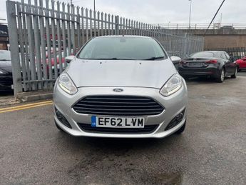 FORD FIESTA 1.6 Titanium Hatchback 5dr Petrol Powershift Euro 5 (105 ps)