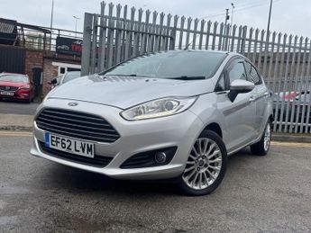 FORD FIESTA 1.6 Titanium Hatchback 5dr Petrol Powershift Euro 5 (105 ps)