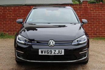 VOLKSWAGEN E-GOLF 35.8kWh e-Golf Hatchback 5dr Electric Auto (136 ps)