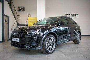 AUDI Q3 1.5 TFSI CoD 35 Black Edition SUV 5dr Petrol S Tronic Euro 6 (s/
