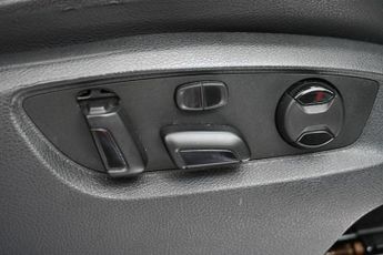 VOLKSWAGEN TOUAREG 3.0 TDI V6 R-Line Plus SUV 5dr Diesel Tiptronic 4WD Euro 6 (s/s)