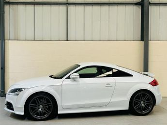Audi TT 2.0 TDI Black Edition Coupe 3dr Diesel Manual quattro Euro 5 (17