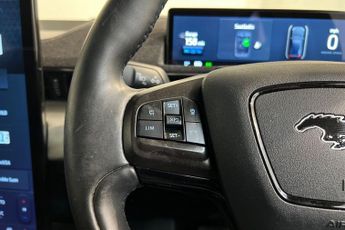 FORD MUSTANG MACH-E Extended Range 91kWh SUV 5dr Electric Automatic (294 ps) Adaptiv