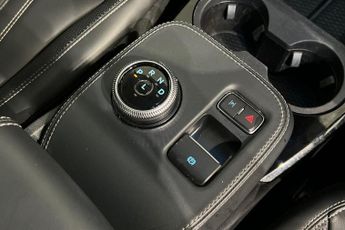 FORD MUSTANG MACH-E Extended Range 91kWh SUV 5dr Electric Automatic (294 ps) Adaptiv