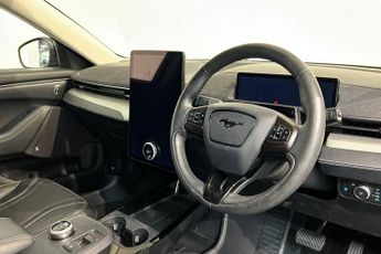FORD MUSTANG MACH-E Extended Range 91kWh SUV 5dr Electric Automatic (294 ps) Adaptiv