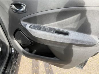 RENAULT ZOE R135 52kWh Iconic Hatchback 5dr Electric Auto (i, Rapid Charge) 