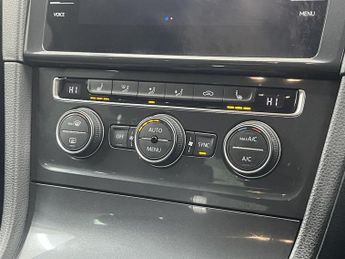 VOLKSWAGEN GOLF 1.5 TSI EVO Match Edition Hatchback 5dr Petrol DSG Euro 6 (s/s) 