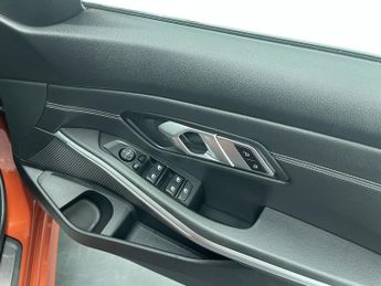 BMW 3 SERIES 2.0 320i Sport Saloon 4dr Petrol Auto Euro 6 (s/s) (184 ps)