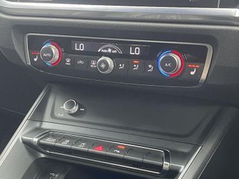 AUDI Q3 2.0 TDI 35 S line SUV 5dr Diesel S Tronic Euro 6 (s/s) (150 ps)