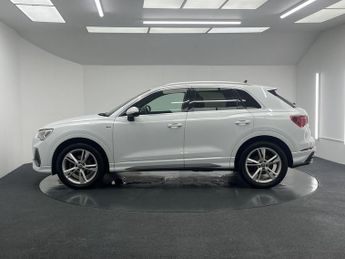 AUDI Q3 2.0 TDI 35 S line SUV 5dr Diesel S Tronic Euro 6 (s/s) (150 ps)