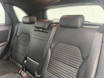 MERCEDES-BENZ B-CLASS 1.5 B180d AMG Line (Premium) MPV 5dr Diesel 7G-DCT Euro 6 (s/s) 