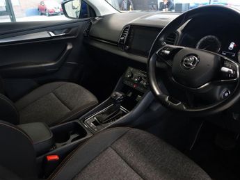 SKODA KAROQ 2.0 TDI SE Drive SUV 5dr Diesel DSG Euro 6 (s/s) (116 ps)