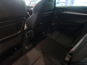 SKODA KAROQ 2.0 TDI SE Drive SUV 5dr Diesel DSG Euro 6 (s/s) (116 ps)