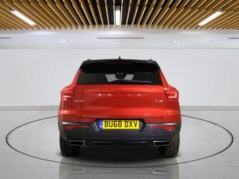 VOLVO XC40 2.0 D4 R-Design SUV 5dr Diesel Auto AWD Euro 6 (s/s) (190 ps)