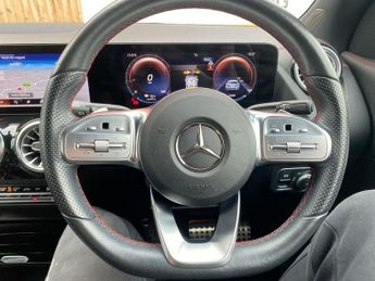 MERCEDES-BENZ EQA EQA 250+ 70.5kWh AMG Line SUV 5dr Electric Auto (190 ps)