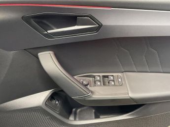 CUPRA LEON 1.4 eHybrid 12.8kWh VZ2 Hatchback 5dr Petrol Plug-in Hybrid DSG 