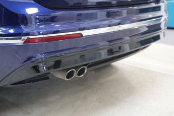 VOLKSWAGEN TIGUAN 2.0 TDI BlueMotion Tech R-Line SUV 5dr Diesel DSG Euro 6 (s/s) (