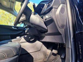 FORD KUGA 2.5 Duratec 14.4kWh Vignale SUV 5dr Petrol Plug-in Hybrid CVT Eu