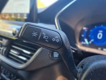 FORD KUGA 2.5 Duratec 14.4kWh Vignale SUV 5dr Petrol Plug-in Hybrid CVT Eu