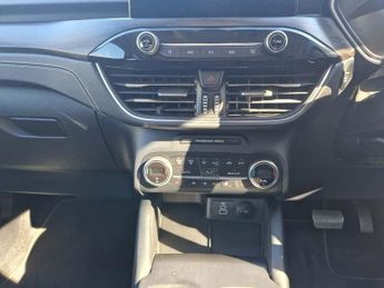 FORD KUGA 2.5 Duratec 14.4kWh Vignale SUV 5dr Petrol Plug-in Hybrid CVT Eu