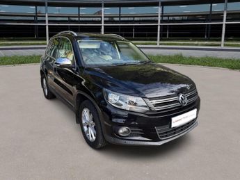 Volkswagen Tiguan 2.0 TDI BlueMotion Tech SE SUV 5dr Diesel Manual 4WD Euro 5 (s/s