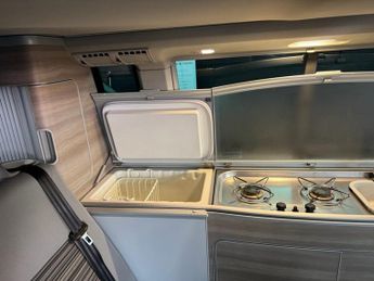 VOLKSWAGEN CALIFORNIA 2.0Tdi SE DSG Auto 