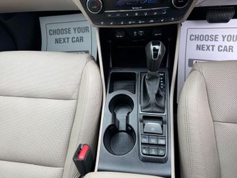 HYUNDAI TUCSON 2.0 CRDi Premium SE SUV 5dr Diesel AUTOMATIC 4WD Euro 6 (185 ps)