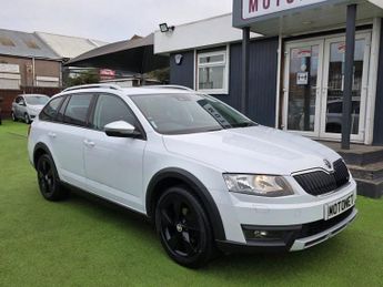 Skoda Octavia 2.0 TDI Scout Estate 5dr Diesel Manual 4WD Euro 6 (s/s) (150 ps)