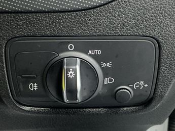 AUDI Q2 1.0 TFSI 30 Technik SUV 5dr Petrol Manual Euro 6 (s/s) (110 ps) 