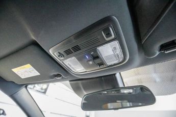 HONDA CIVIC 1.0 VTEC Turbo SR Hatchback 5dr Petrol CVT Euro 6 (s/s) (126 ps)