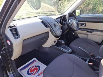 KIA SOUL 1.6 CRDi Shaker SUV 5dr Diesel Auto Euro 5 (126 bhp)