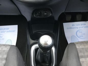 TOYOTA YARIS 1.33 Dual VVT-i Icon Hatchback 5dr Petrol Manual Euro 6 (99 ps)