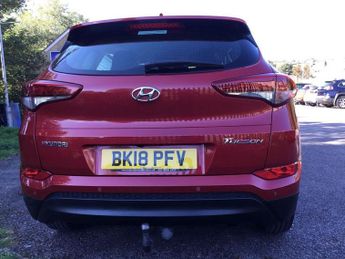 HYUNDAI TUCSON 1.6 GDi Blue Drive SE Nav SUV 5dr Petrol Manual Euro 6 (s/s) (13